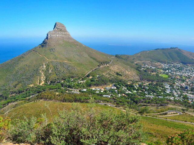 https://targettravelsqatar.com/wp-content/uploads/2018/08/post_capetown_05-640x480.jpg